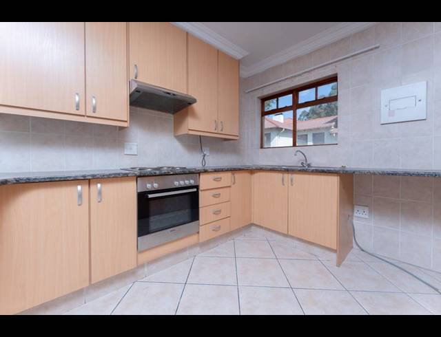 2 BEDROOM APARTMENT FOR SALE IN PAULSHOF
